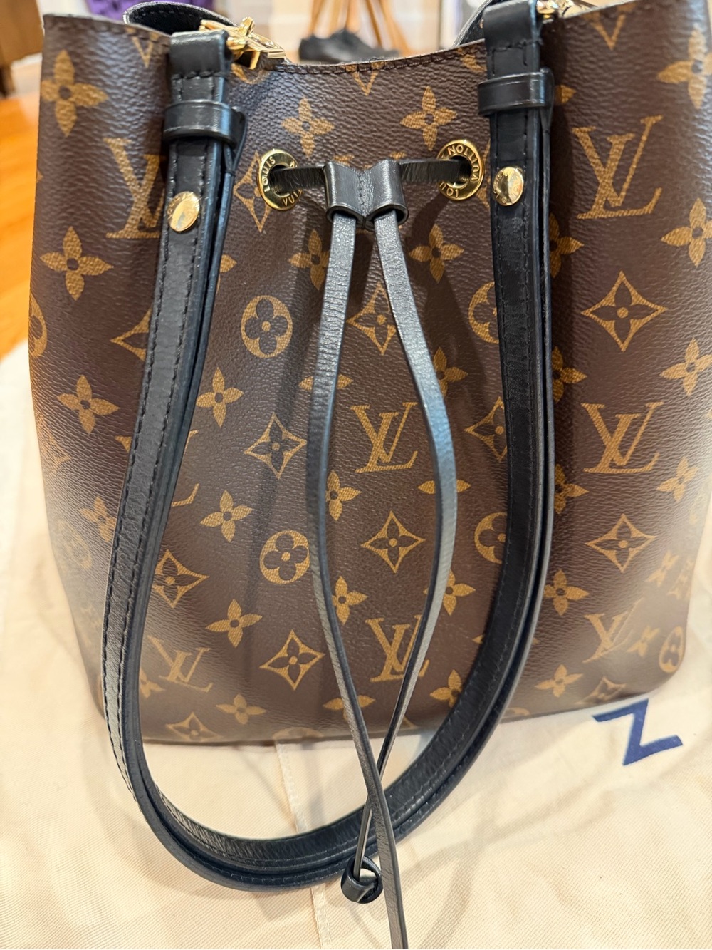Louis Vuitton NéoNoé MM M44020